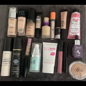 Makeup bundle